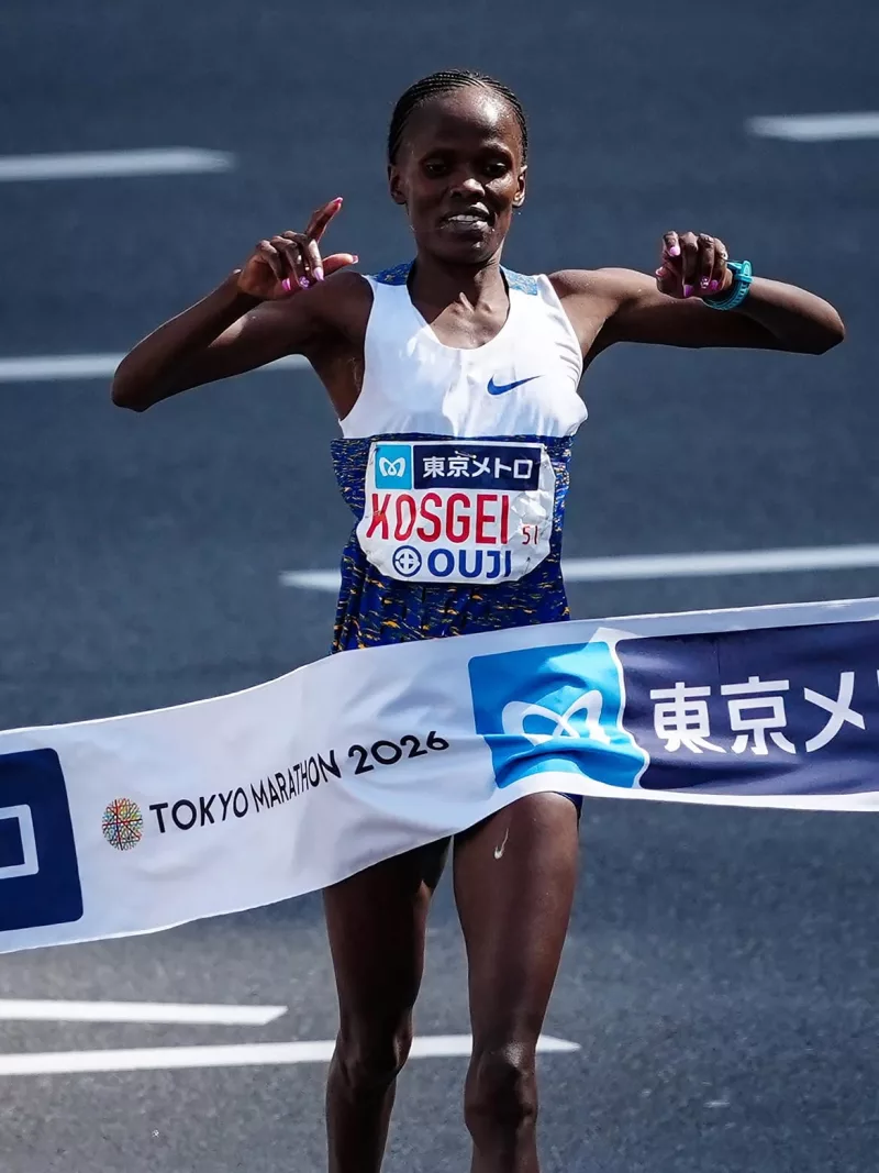Kosgei chases faster finish as she returns to her record-breaking Chicago streets