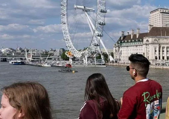 England's mayors to be given power to introduce tourist tax