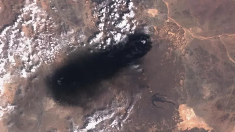 Saudi Arabia shuts key oil pipeline after drone attack