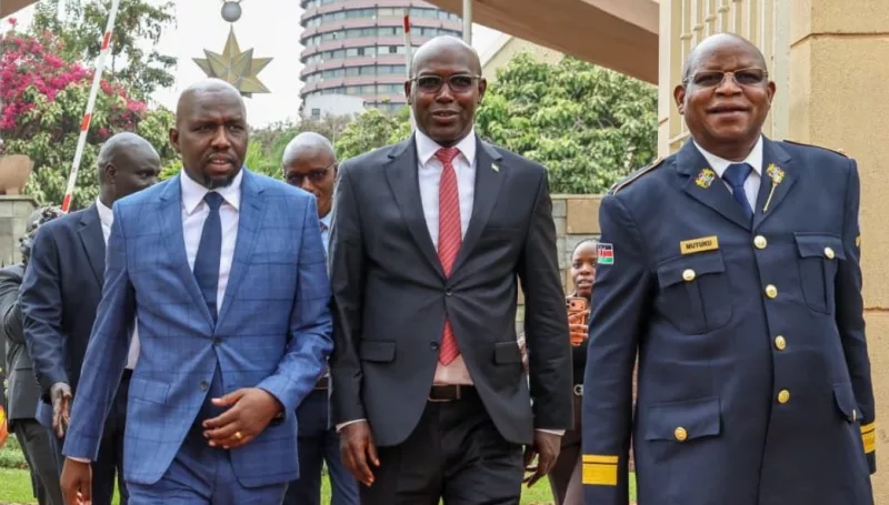 Kenya changes tack on floods, moves to early action