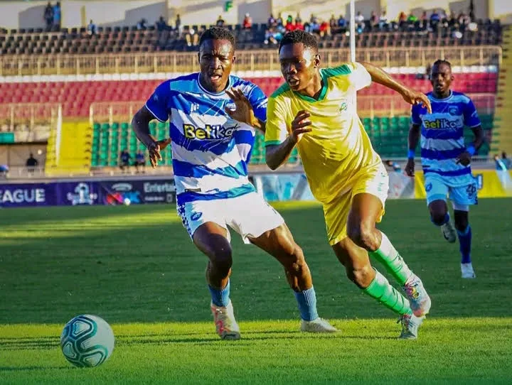 Sharks' Razel Omondi in past action against AFC's Boniface Kweyu/HANDOUT