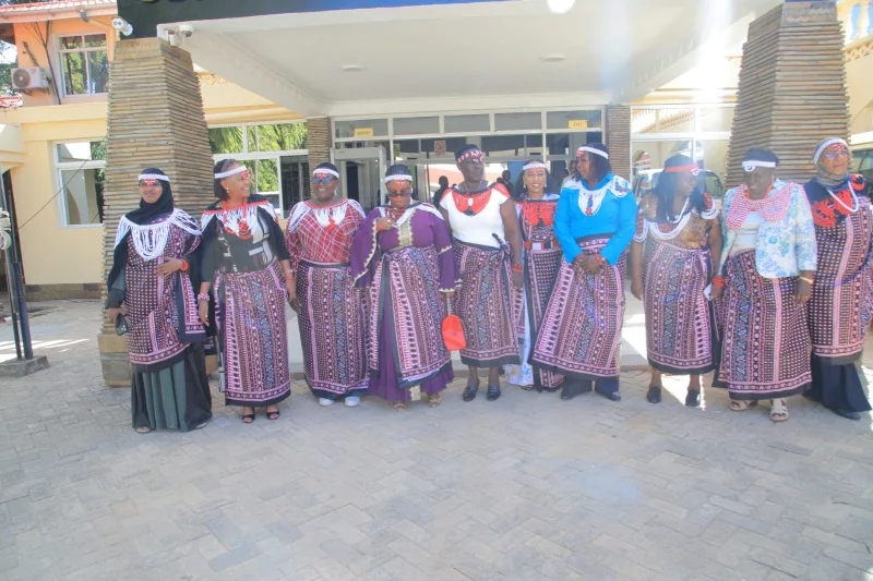 [PHOTOS] Women Senators dazzle in Mijikenda traditional attire