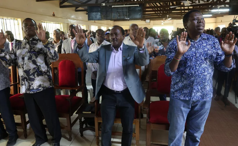 Kalonzo signals truce with Ruto if election is fair