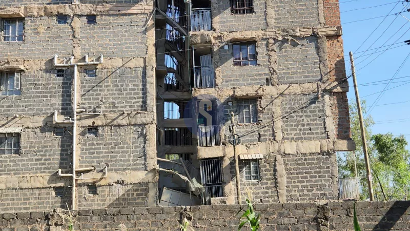 8 hurt after building partially collapses in Kisumu