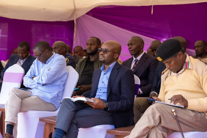 [PHOTOS] Omollo joins worshippers at CCI fellowship in Narok