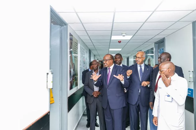 Health Cabinet Secretary Aden Duale with other other officials at Knh on October 29, 2026/MOH