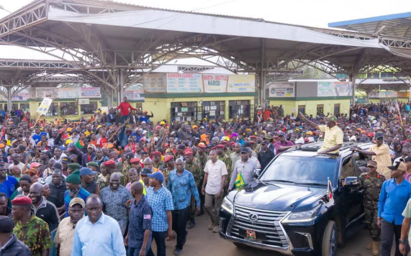 Ruto's Kitale blitz: Housing, markets, hostels and roads