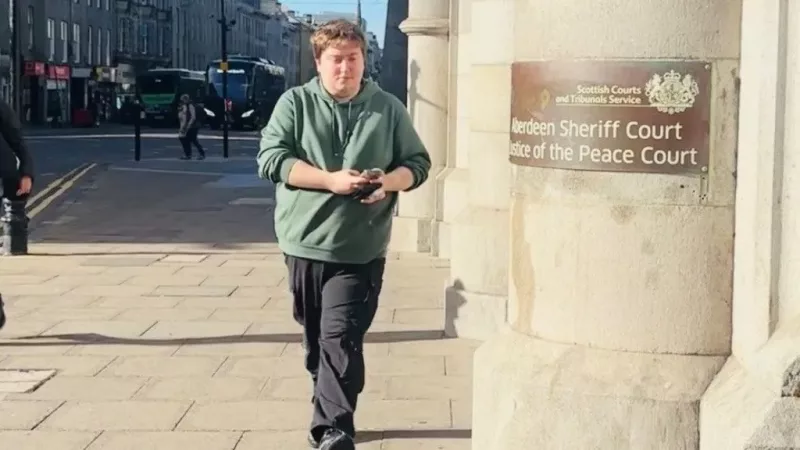Man admits posing as medical student at hospital