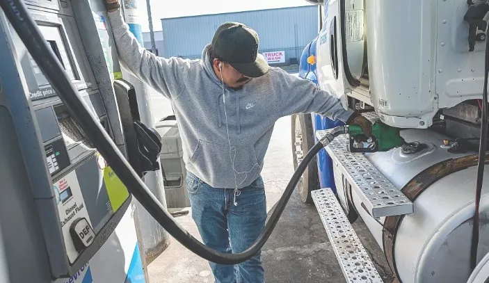 US pressures Europe over diesel reserves as Trump threatens export ban