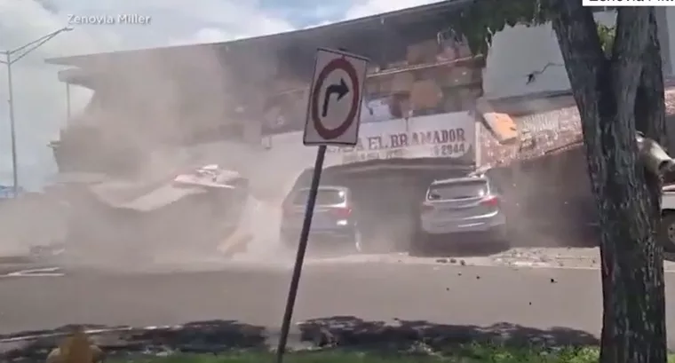 Powerful magnitude 7.7 earthquake hits Panama, damaging buildings