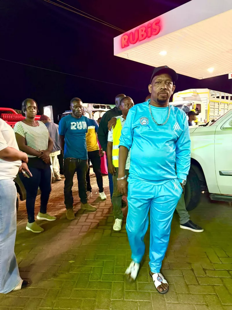 Former Nairobi Governor Mike Sonko donating several items to residents in Nairobi county recently.