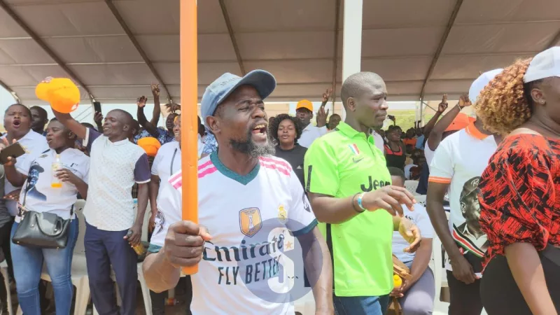 ‘Tunataka Oburu’: Crowd chants at Raila memorial