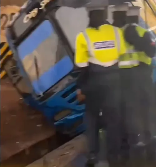 Heavy overnight rains leave Nairobi roads waterlogged