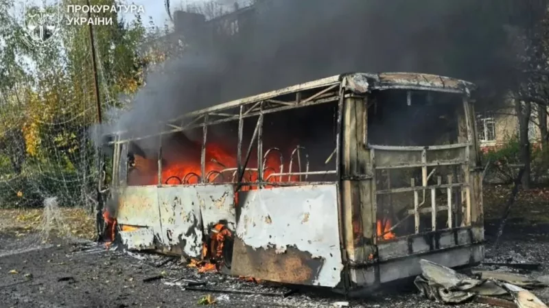 Russian strike on buses kills 33, say officials