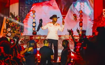 Ne-Yo stage performance // Dennis Milimo