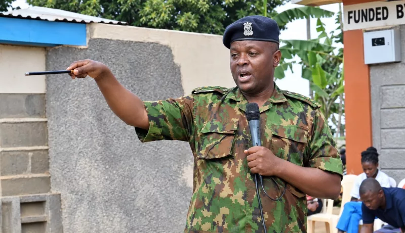 Ngong OCS Jacob Ndunda addressing a public meeting on October 22, 2026. /SCREENGRAB
