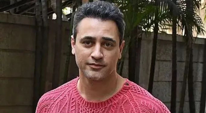 Actor Imran Khan asked to leave India after participating in protest