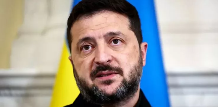 Ukraine to restart strikes on Russian oil refineries, Zelensky says