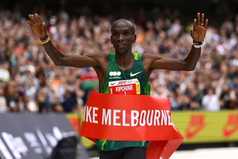Ruto celebrates Kipchoge after Melbourne victory