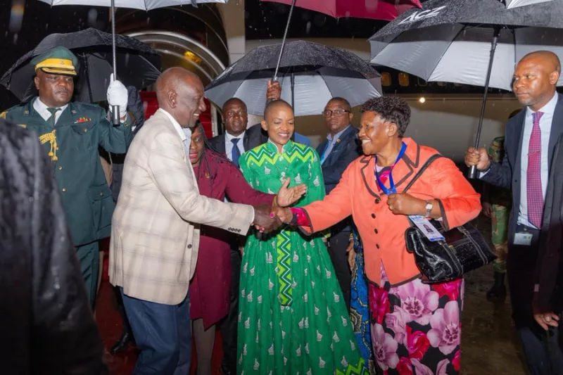 President William Ruto has arrived in Harare, Zimbabwe, ahead of the 25th Summit of the Common Market for Eastern and Southern Africa (COMESA) Heads of State and Government, where he is expected to hand over the bloc’s chairmanship to Zimbabwean President Emmerson Mnangagwa on Thursday.